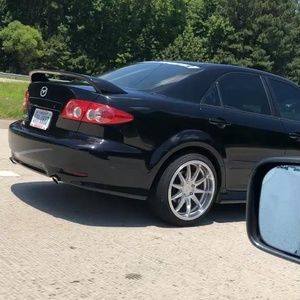 Meet your Posher, Derrick